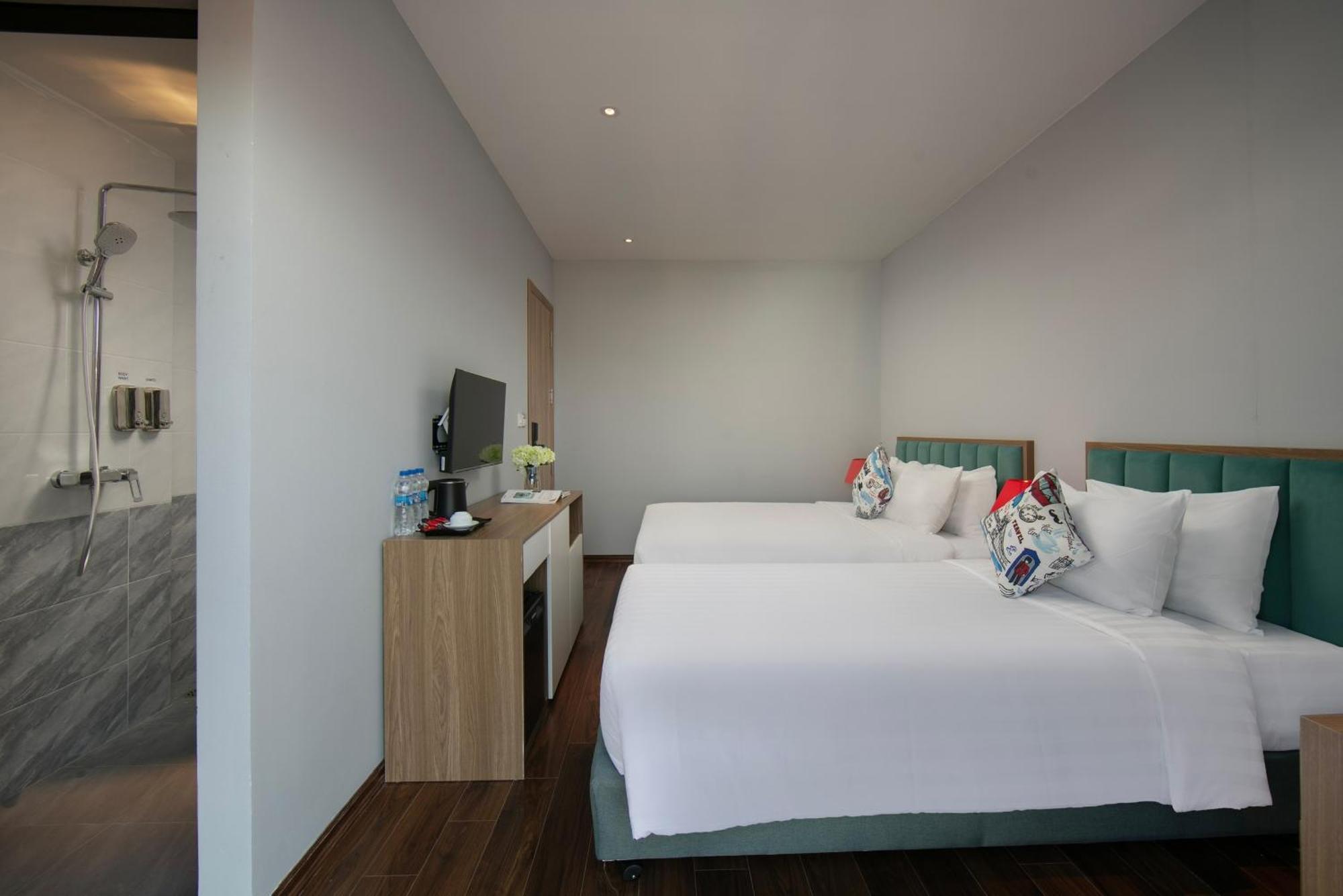 האנוי Lakeview Backpackers Hostel & Rooftop Bar מראה חיצוני תמונה