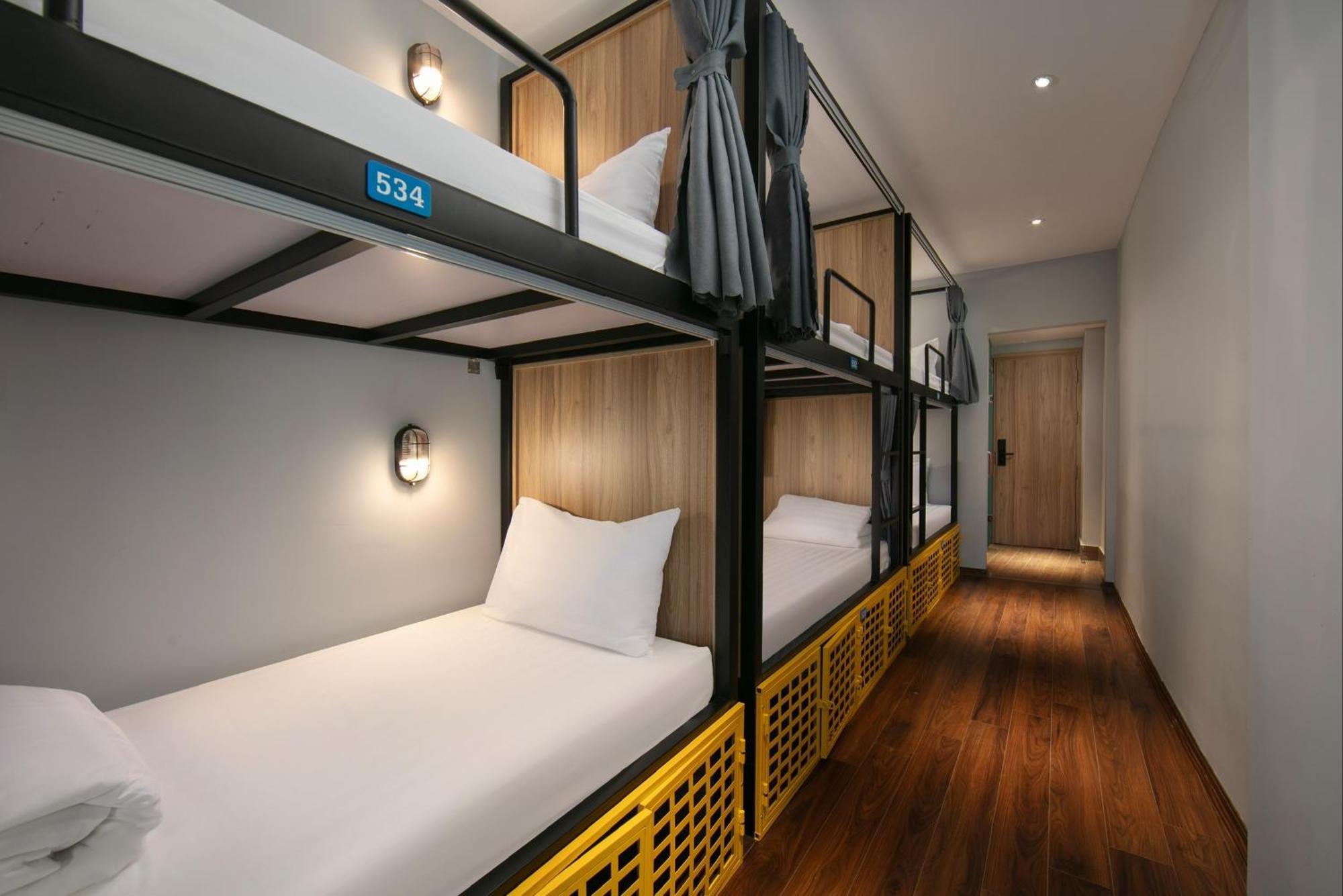 האנוי Lakeview Backpackers Hostel & Rooftop Bar מראה חיצוני תמונה