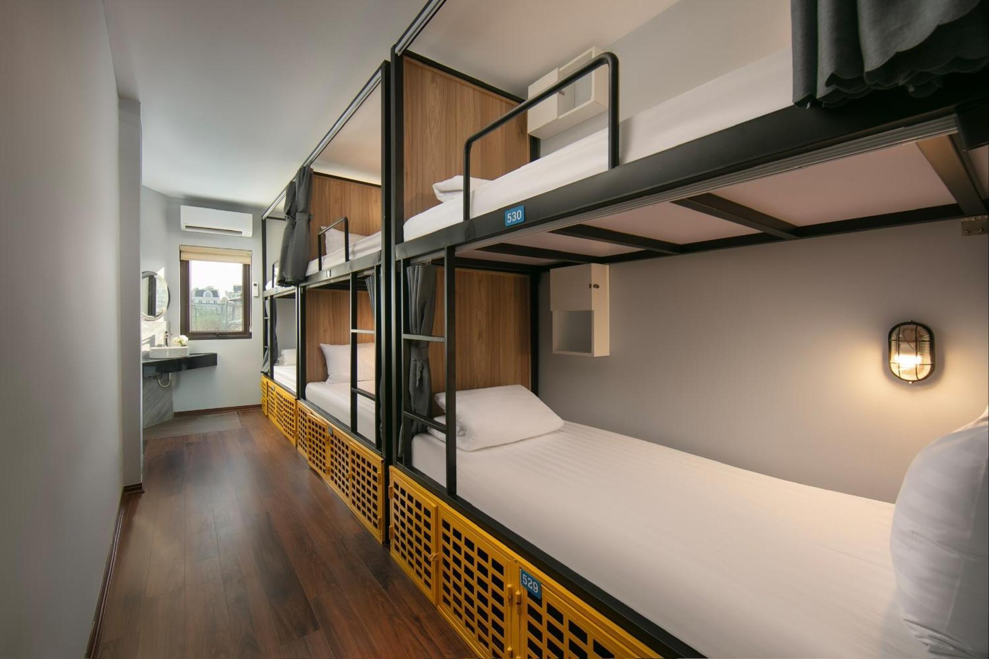 האנוי Lakeview Backpackers Hostel & Rooftop Bar מראה חיצוני תמונה