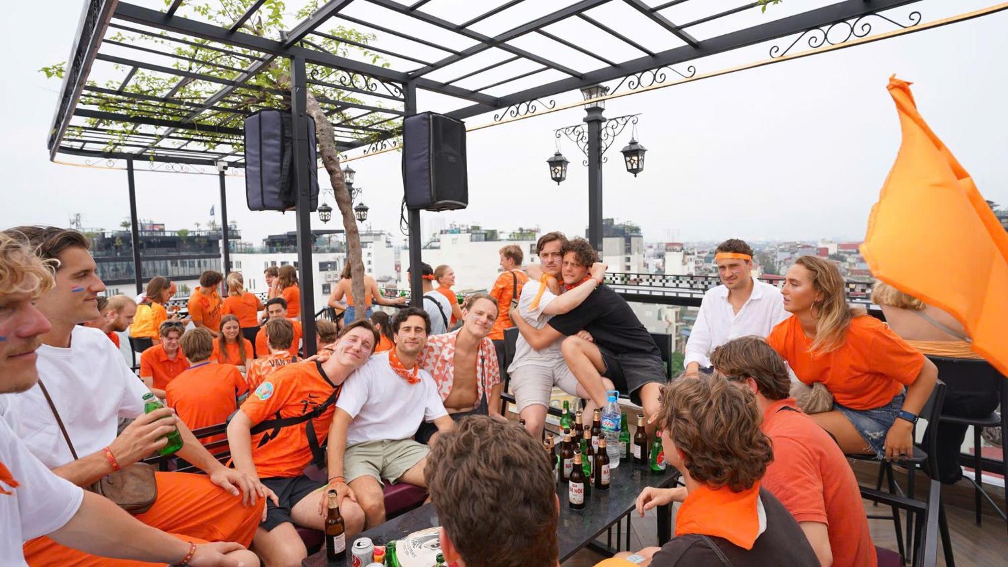 האנוי Lakeview Backpackers Hostel & Rooftop Bar מראה חיצוני תמונה